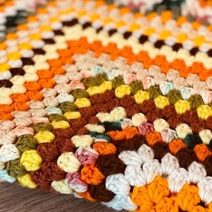 VTG BOHO CROCHETED throw blankets 💛🧡💛